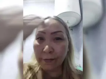 Qweentis  live sex cam
