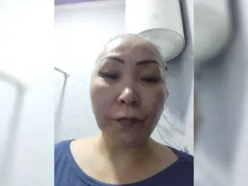Qweentis  live sex cam