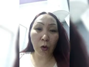 Qweentis  live sex cam