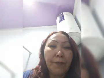 Qweentis  live sex cam
