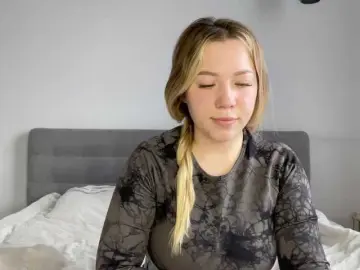 AlyraSun  live sex cam