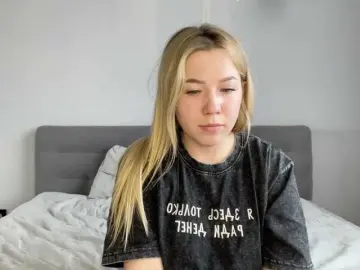 AlyraSun  live sex cam