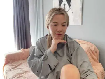 AlyraSun  live sex cam