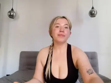 AlyraSun  live sex cam
