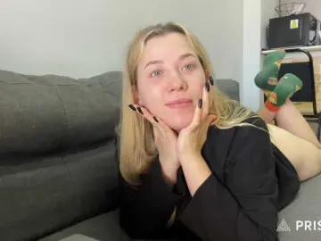 AlyraSun  live sex cam