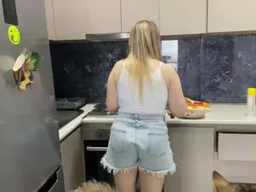 AlyraSun  live sex cam