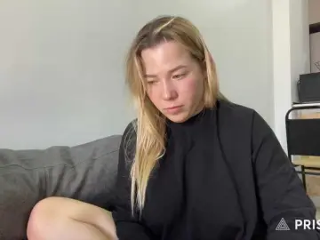 AlyraSun  live sex cam