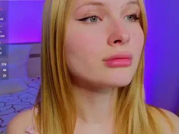 Brietdget  live sex cam