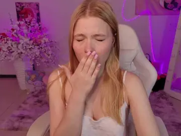 Brietdget  live sex cam