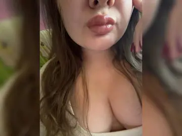 Lumiaa  live sex cam