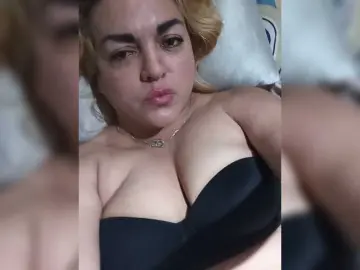 Maria-Juana  live sex cam