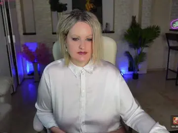 MariemLui  live sex cam