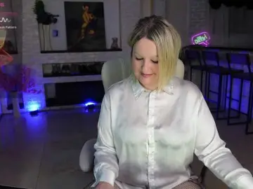 MariemLui  live sex cam