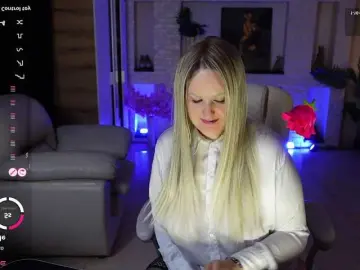 MariemLui  live sex cam