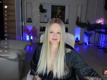 MariemLui  live sex cam