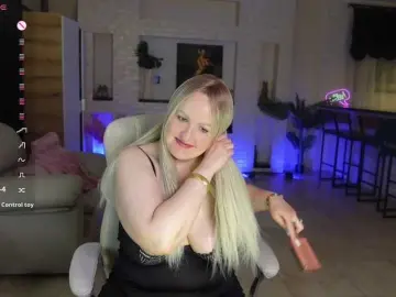MariemLui  live sex cam