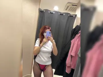 Milaya8  live sex cam