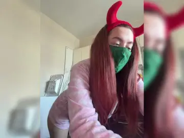 Milaya8  live sex cam