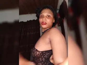 Sexygirlie  live sex cam