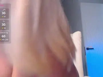 Hold-me-tight  live sex cam