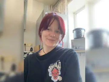 StillHer  live sex cam