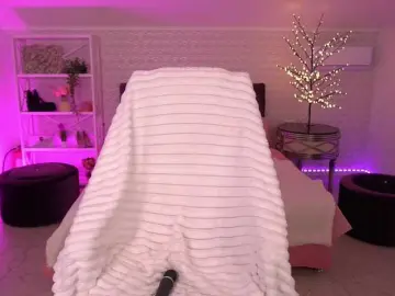 DaenerysDaen  live sex cam