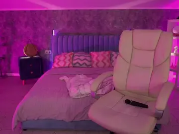 DaenerysDaen  live sex cam