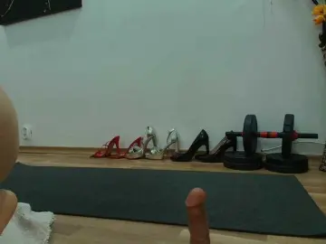 DaisyLuvsYou  live sex cam