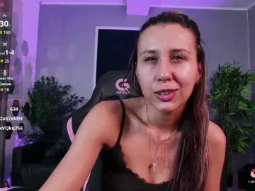 EmelyGlory  live sex cam
