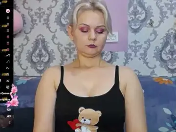 Little-letti  live sex cam