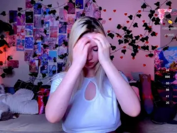 Mirabbella  live sex cam