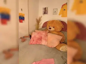Brytany05  live sex cam