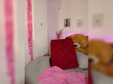 Brytany05  live sex cam