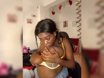 Brytany05  live sex cam