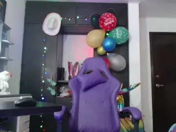 Hot-sexy-bunny  live sex cam