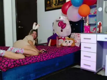 Hot-sexy-bunny  live sex cam