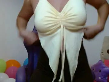 Hot-sexy-bunny  live sex cam