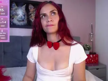 Tiiny-emilly  live sex cam