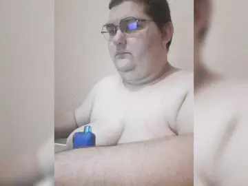 AkerleyAl  live sex cam