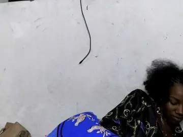 Claudiaah  live sex cam