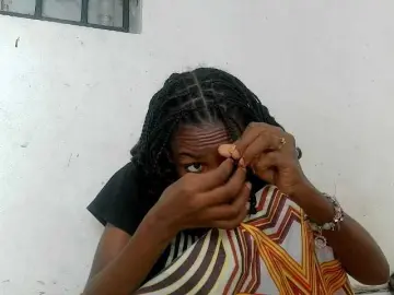 Claudiaah  live sex cam