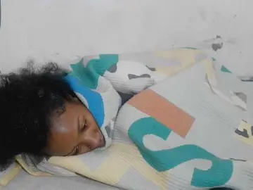 Claudiaah  live sex cam