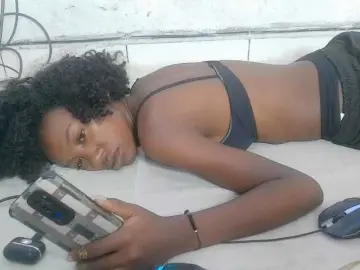 Claudiaah  live sex cam