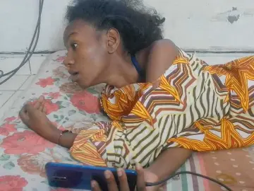Claudiaah  live sex cam