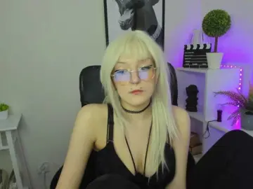 DreamNIKA  live sex cam