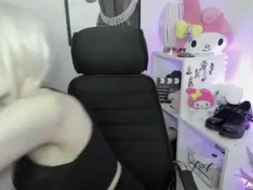 DreamNIKA  live sex cam