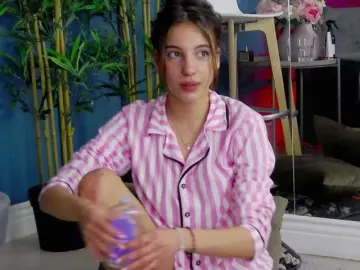 KimmDaviss  live sex cam