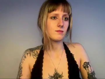 LaraWetDream  live sex cam