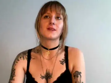LaraWetDream  live sex cam