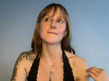 LaraWetDream  live sex cam
